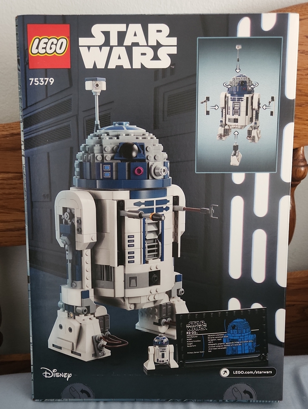 NWT LEGO Star Wars R2-D2 In Box Sealed Complete - Picture 4 of 5